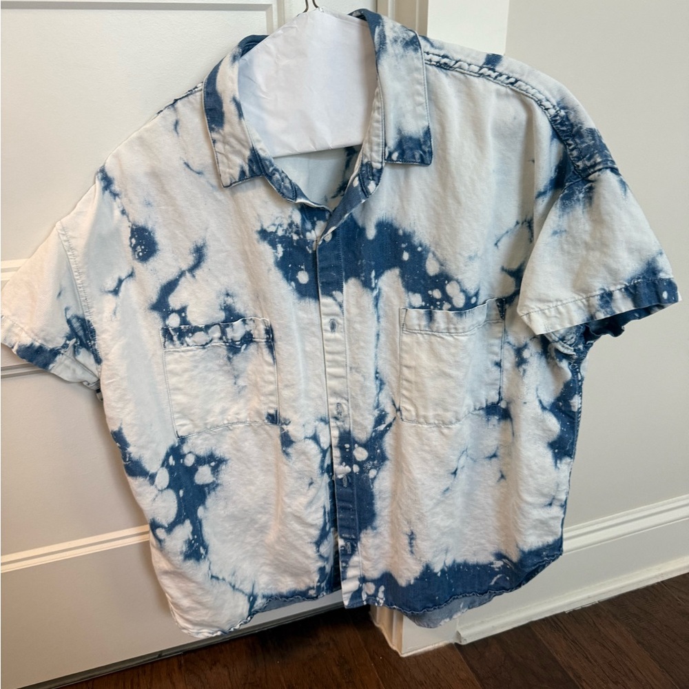 Amo Denim Button Up Top - Like New - XL